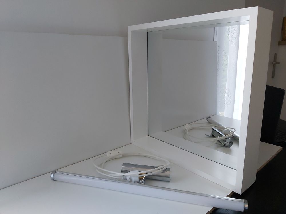 Miroir + applique led 10W 57cm Meubles