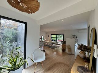 Maison � vendre 6 pi�ces 212 m�