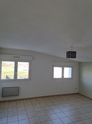  Appartement à louer 5 pièces 113 m² Épercieux-saint-paul