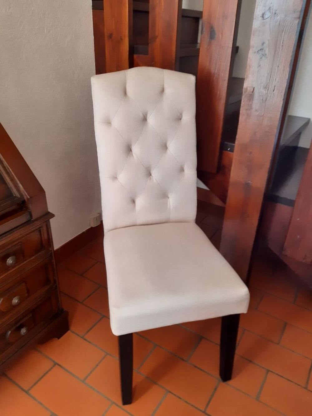 LOT DE 4 CHAISES Meubles
