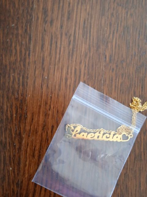 un collier pr�nom 12 Ciry-le-Noble (71)