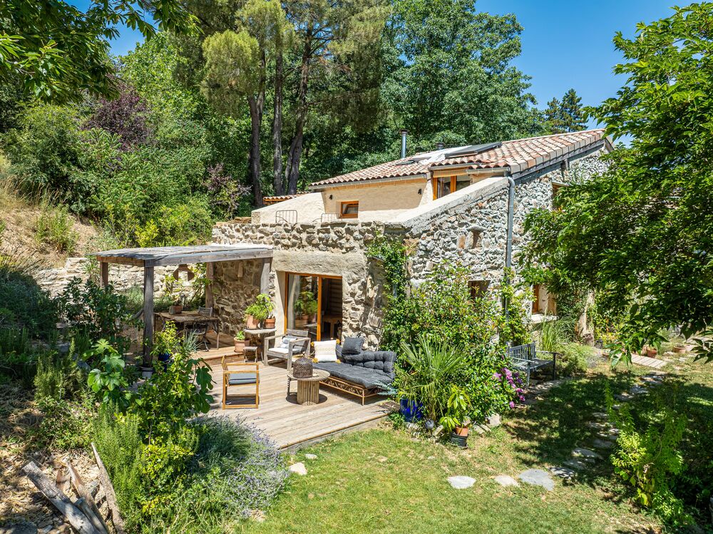 Vente Maison Hameau de charme en pierre ? 3 habitations ? Vue panoramique Alboussière