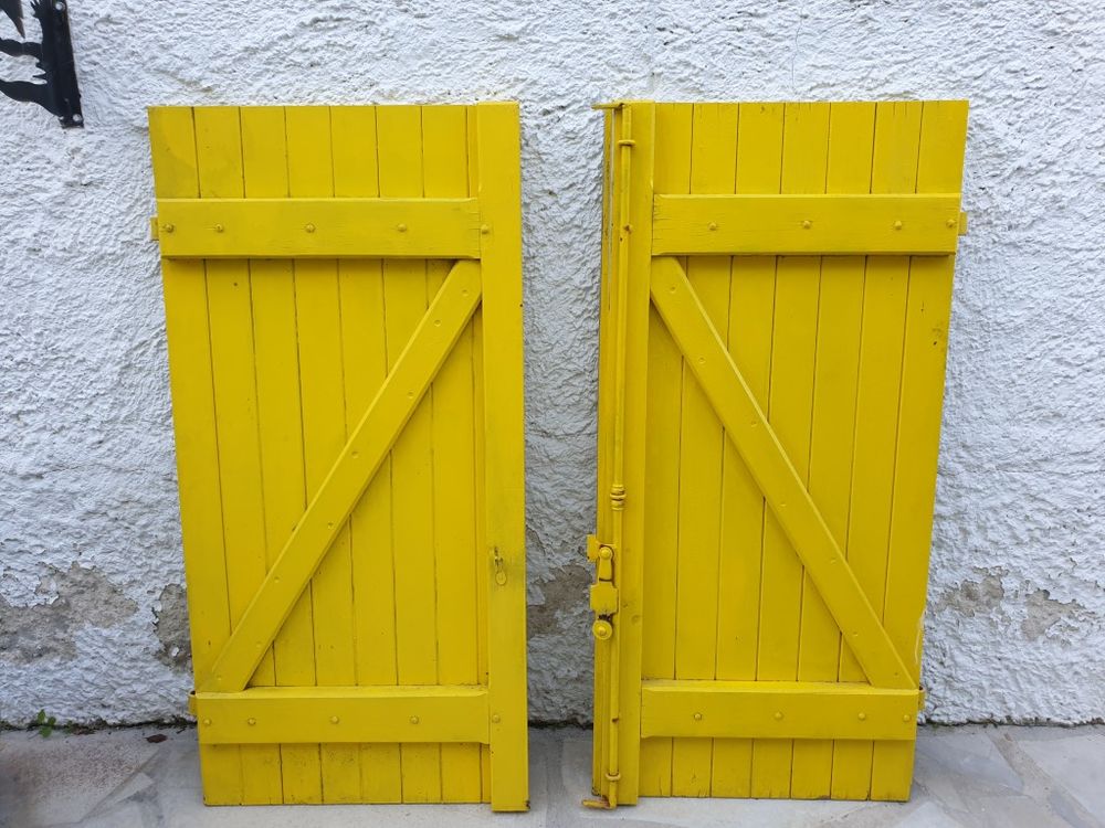 2 paires de Volets provencaux lattes bois vertical gonds dia Bricolage