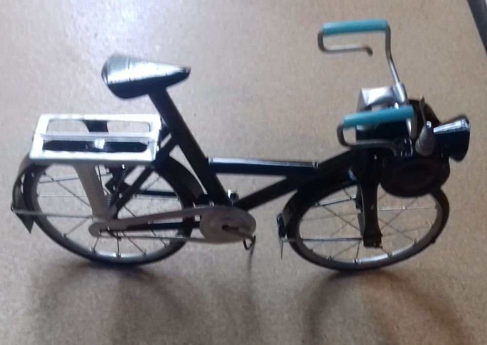 MINIATURE SOLEX ARTISANAT de MADAGASCAR 