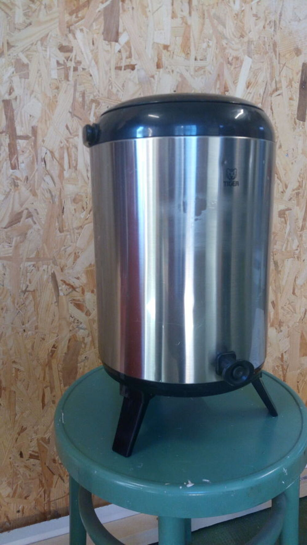 cruche isolante 9,5 litres Cuisine