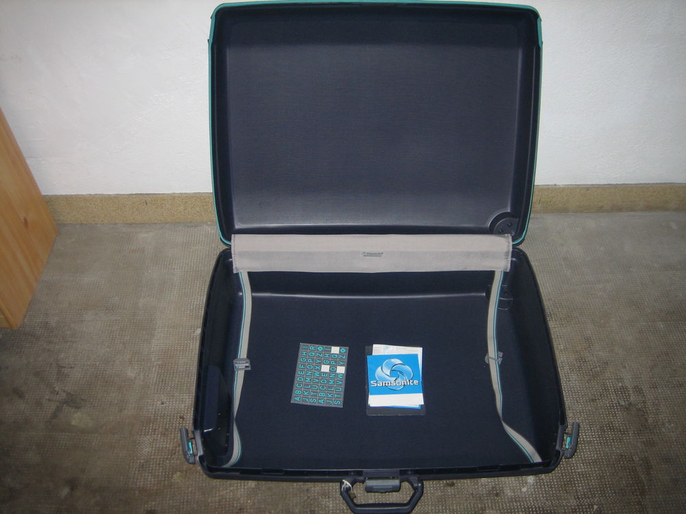 VALISES DE VOYAGE A ROULETTES Maroquinerie