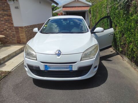 Renault megane iii Mégane III TCE 130 Expression