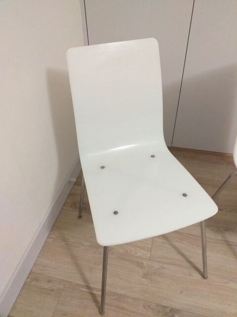 chaise chrome et acryl blanc 100 Pessac (33)