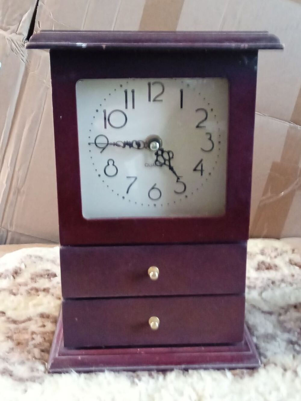 Pendule en bois Décoration