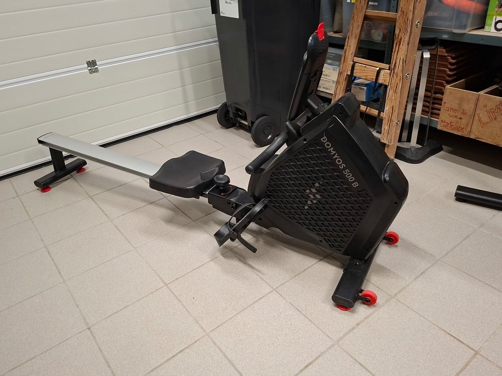 Rameur DOMYOS 500 B peu servi en excellent &eacute;tat Sports