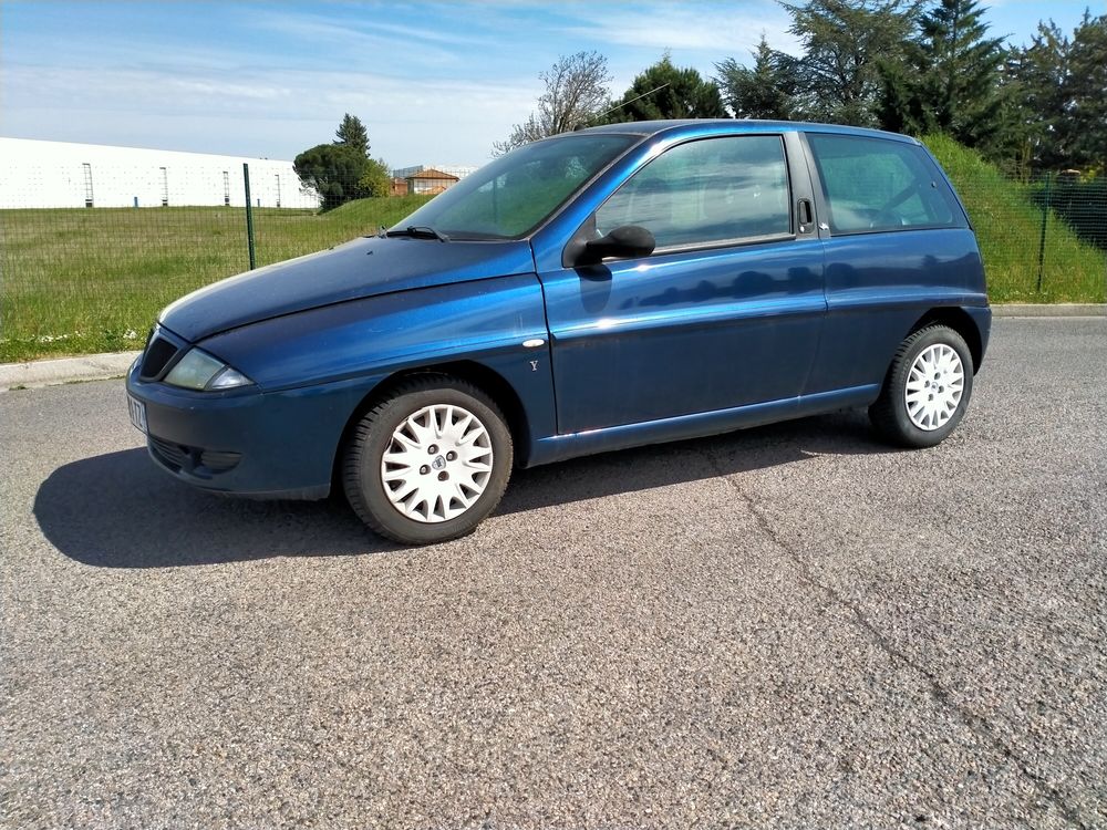 Ypsilon 2003 occasion 73200 Albertville