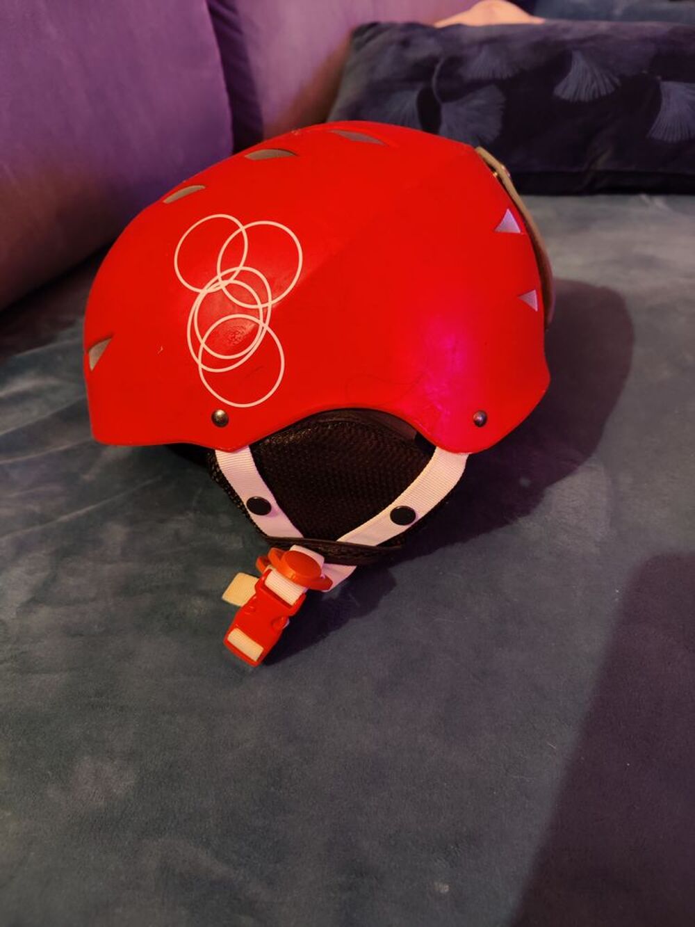 2 Casques ski taille medium 20 EUR les deux Sports