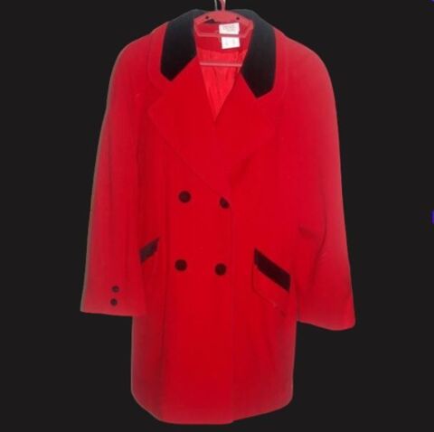 Manteaux femme - rouge et noir Taille 42 - Berger du Nord 49 Rixheim (68)
