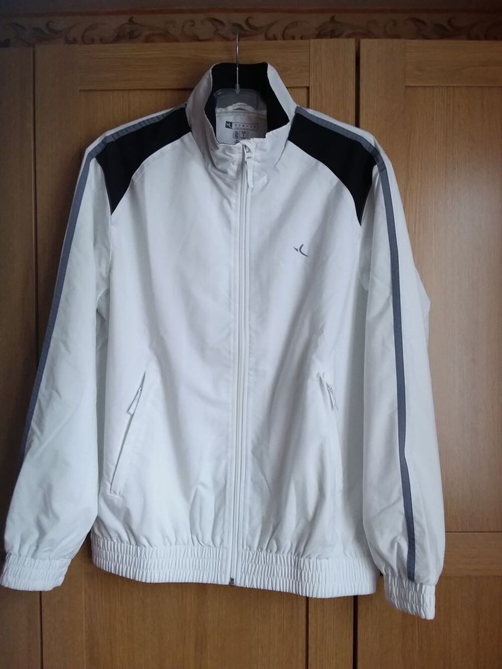 Veste surv&ecirc;tement Domyos Vêtements