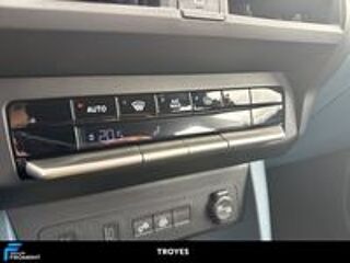 Grande panda Grande Panda T-Gen 3 1.2 Hybrid Turbo 110 ch eDCT6 Pop 2026 occasion 10600 La Chapelle-Saint-Luc