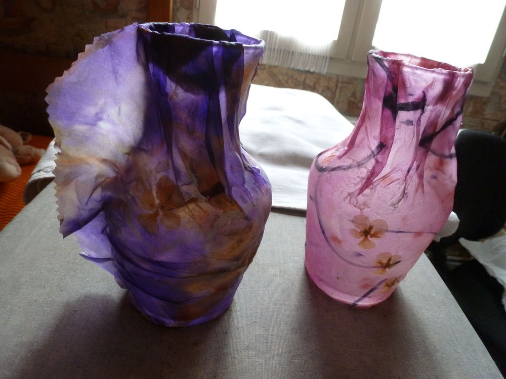 petits vases recouverts de soie Dcoration