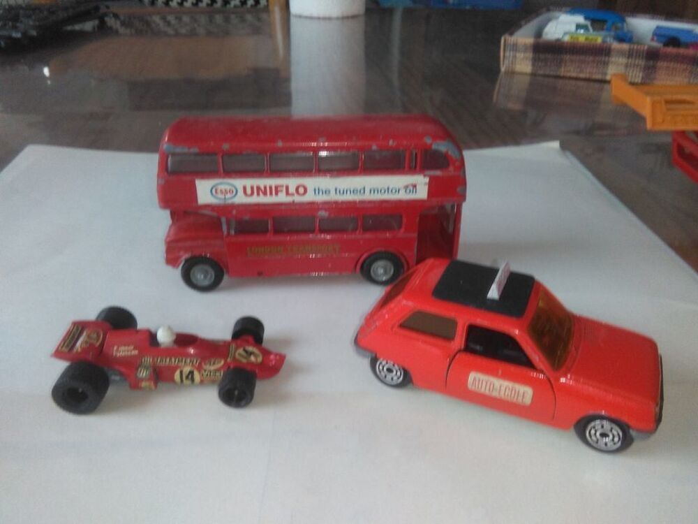PETITES VOITURES DIVERS ann&eacute;e 70/80
Jeux / jouets