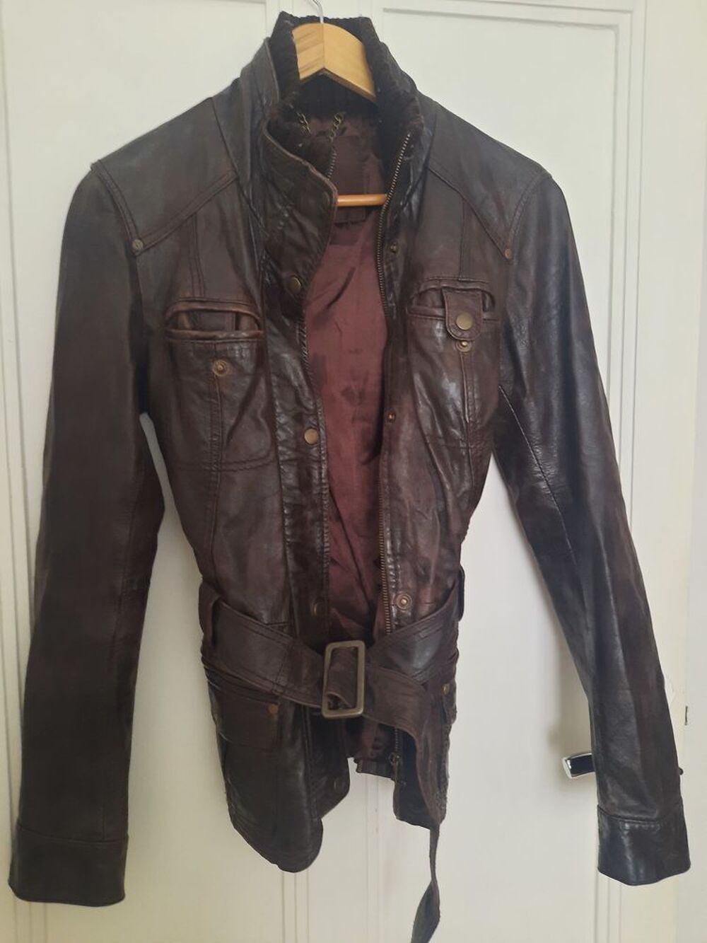 Veste en cuir marron Stradivarius ? Taille 38 - M ? Bon &eacute;tat Vtements