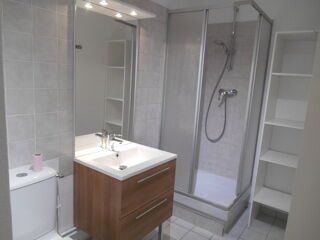  Appartement à louer 1 pièce 30 m²
