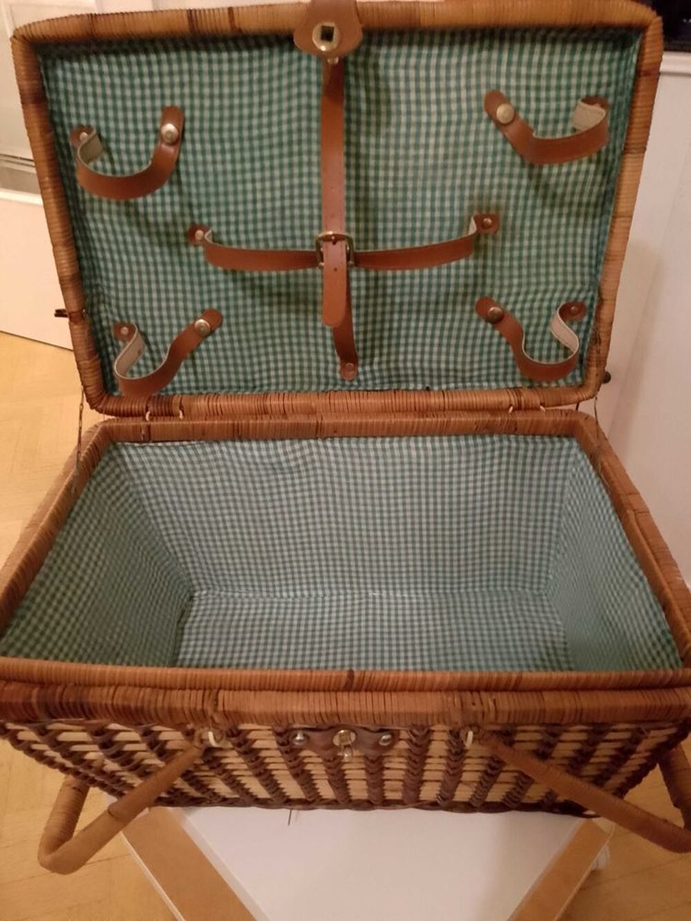 Panier pique-nique en osier Meubles