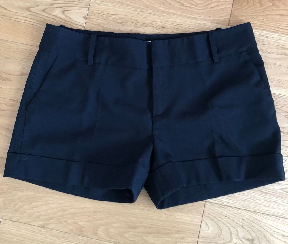 short noir femme zara Vêtements
