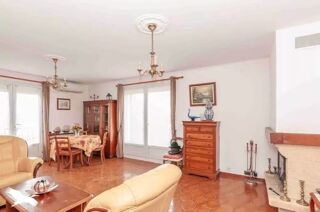  Villa � vendre 7 pi�ces 171 m� B�ziers