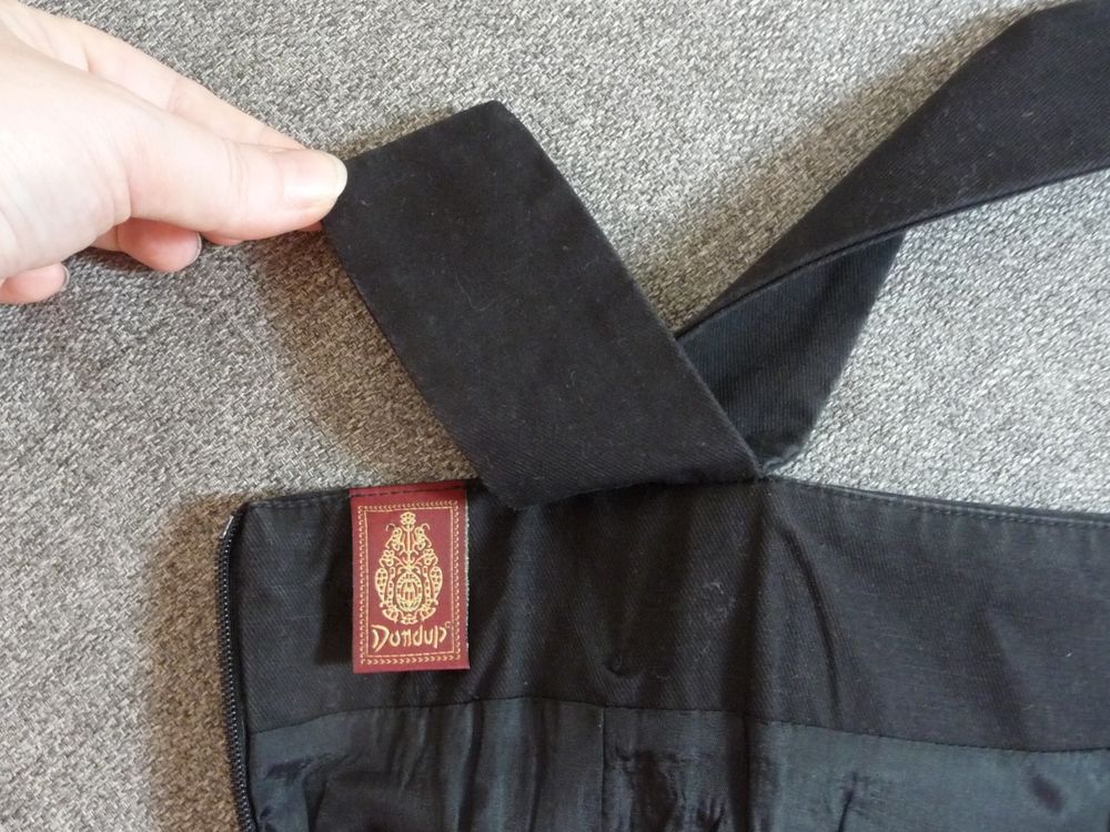Tunique/ Robe Courte Cintr&eacute;e Bi Mati&egrave;re Noir et Gris- Dondup Vêtements