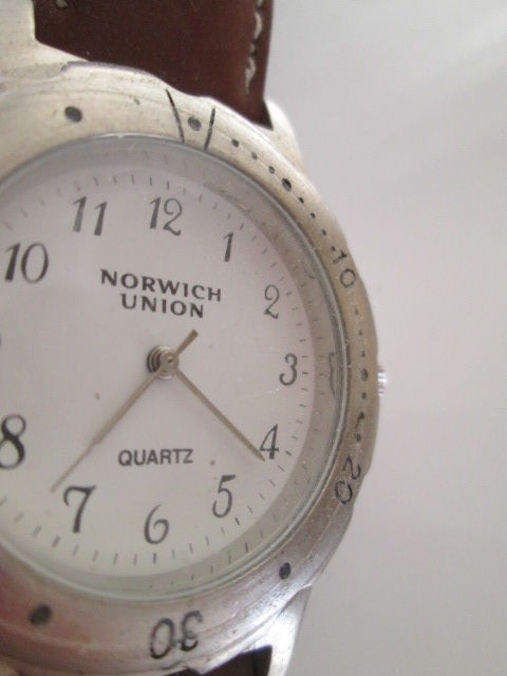 Montre-bracelet pour homme,
Bijoux et montres