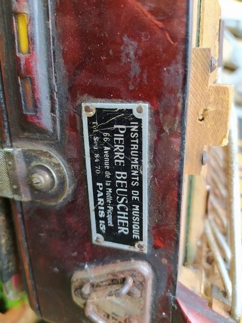 Ancien Accord&eacute;on Hohner &agrave; Restaurer ou Pi&egrave;ces Instruments de musique