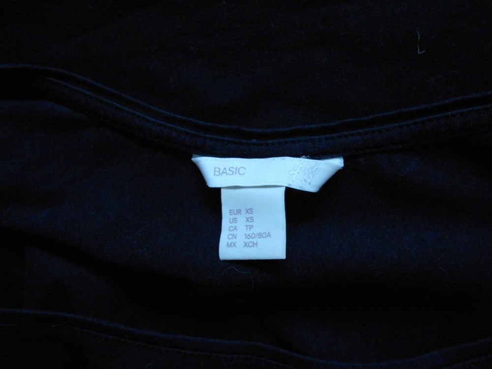 D&eacute;bardeur noir T34/XS Basic H&amp;M en parfait &eacute;tat Vêtements