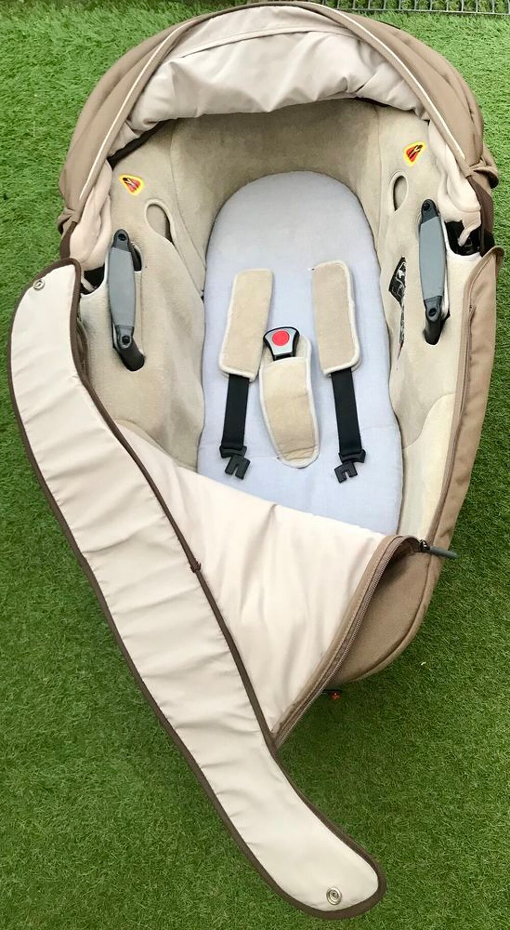Nacelle B&eacute;b&eacute; Confort Puériculture