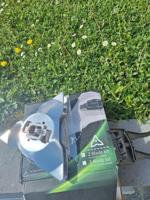 2 Lames de rechange pour robot tondeuse Robomow 35 Artigues-pr�s-Bordeaux (33)