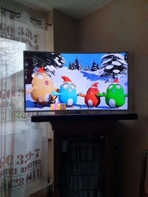 Télé Samsung Led 4 K 230 Clarafond-Arcine (74)