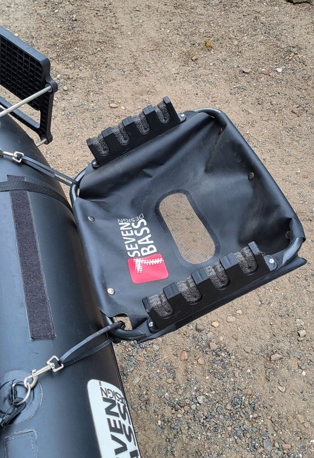 FLOAT TUBE SEVEN BASS SKULLWAY 170 Sports