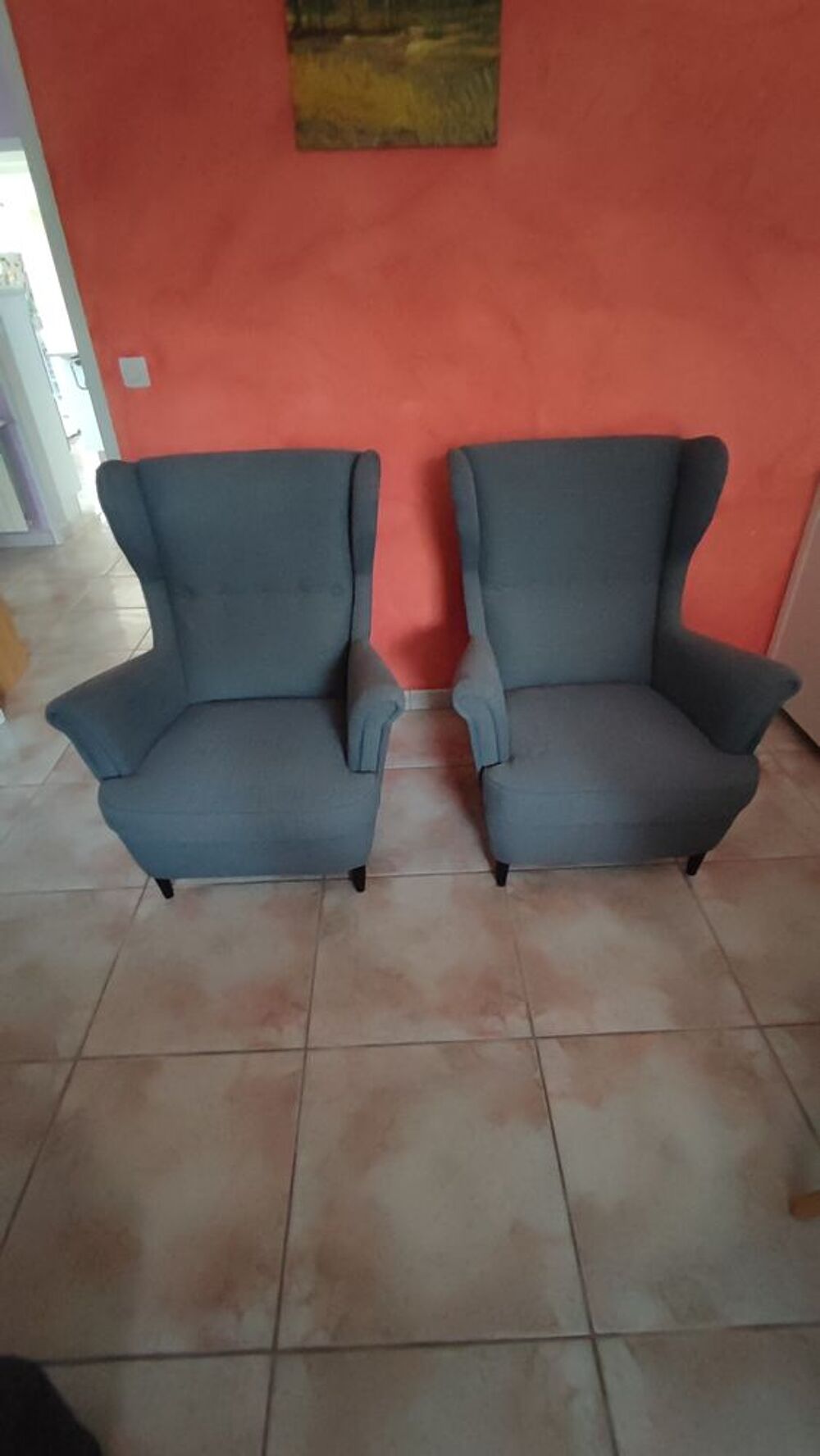 2 fauteuils &agrave; oreilles Strandmon Meubles