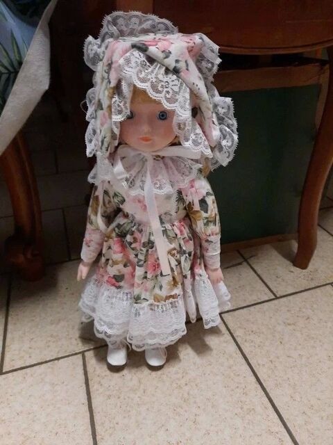 Poupe porcelaine 60 Sarg-sur-Braye (41)