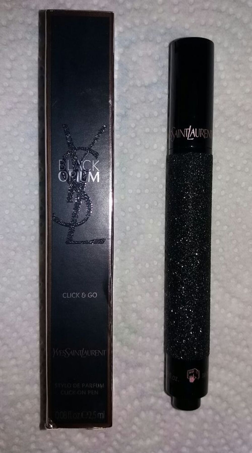 parfum Black opium YSL en stylo click and go, neuf Bijoux et montres