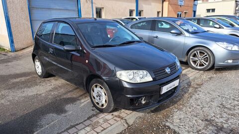 Annonce voiture Fiat Punto 2790 €