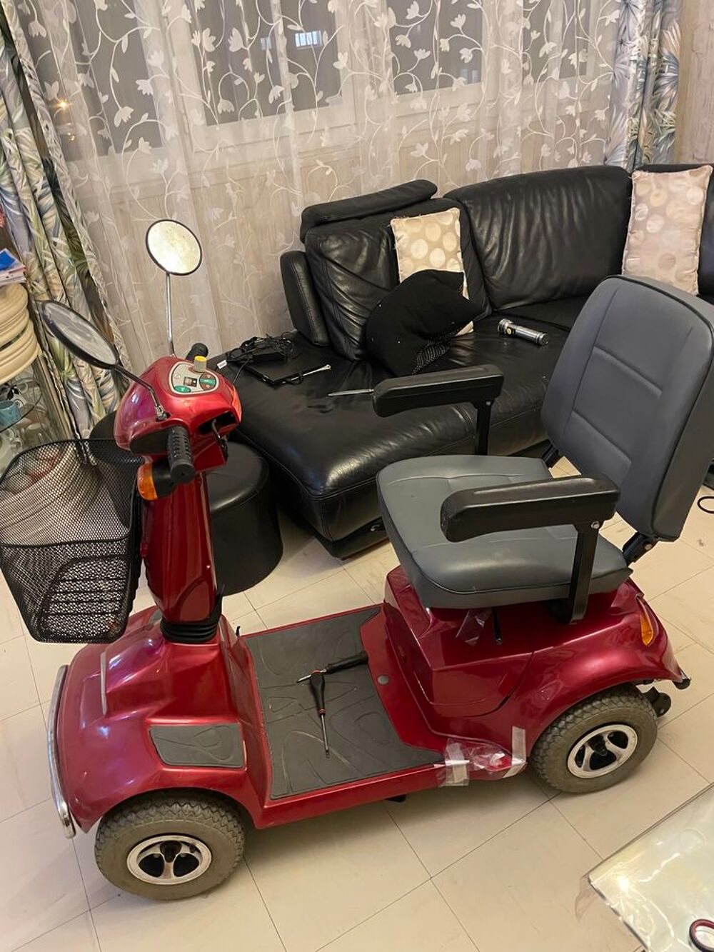  scooter pour personnes &agrave; mobilit&eacute; r&eacute;duite Sports