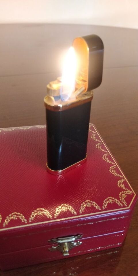 Briquet Cartier 300 Paris 20 (75)