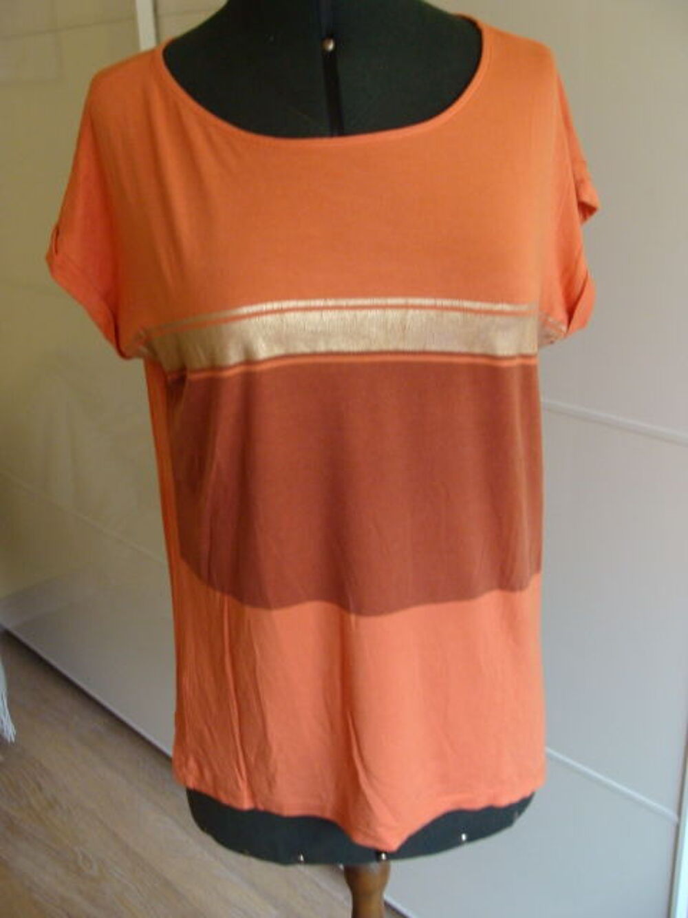 Lot de tops femme 42/44 Vêtements