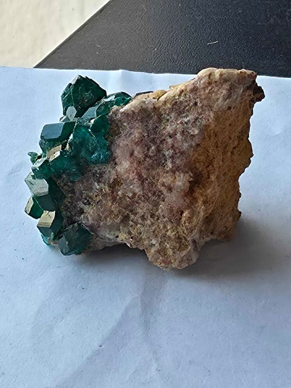 Dioptase sur Gangue du Katanga RDC-Sp&eacute;cimen de Collection 39g 