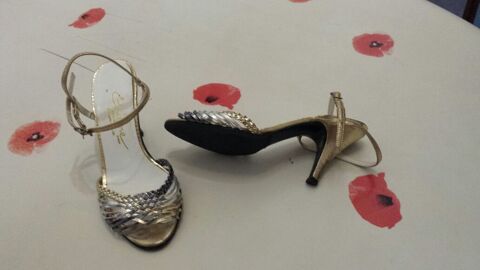 chaussures ouvertes  pointure 35 20 Noyon (60)