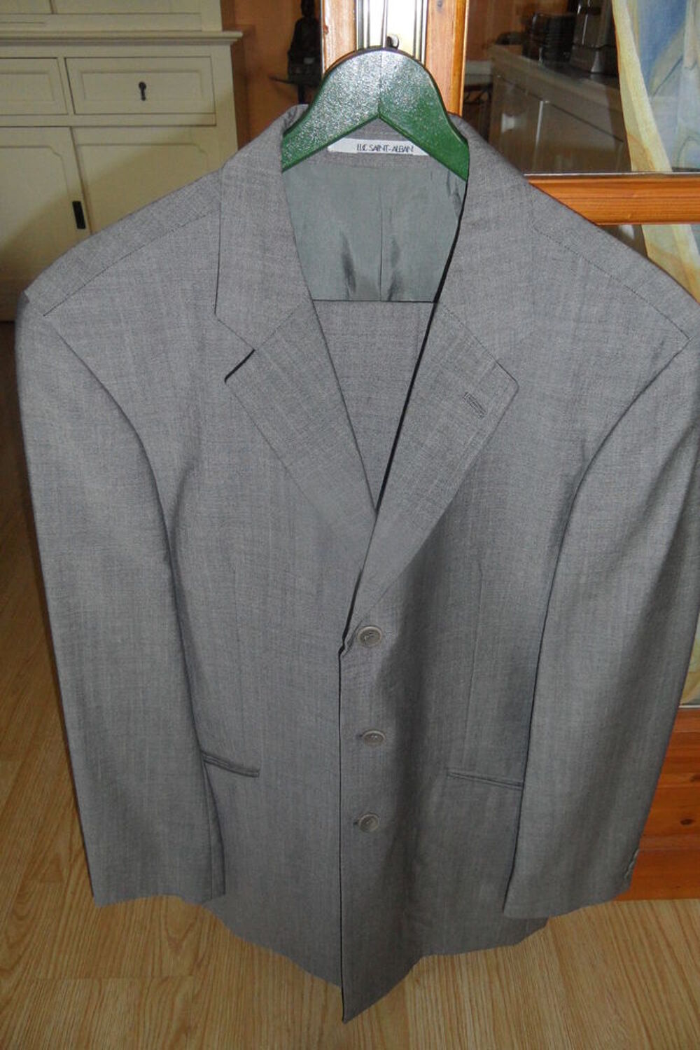 Costume homme gris t.46 Vtements