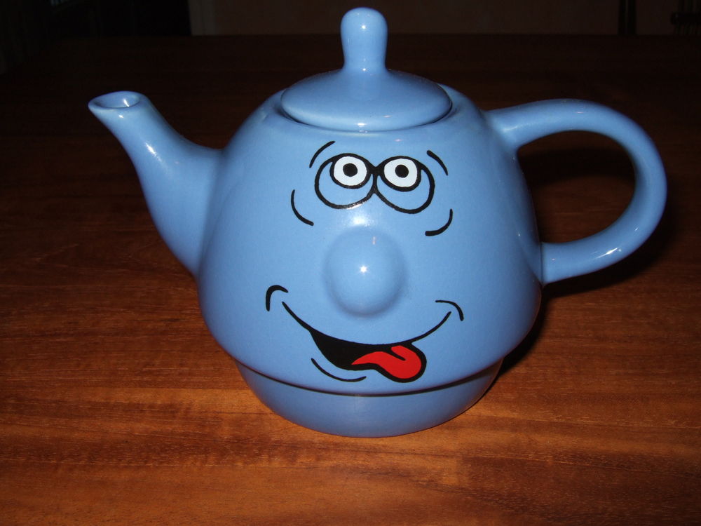Petite th&eacute;i&egrave;re bleu humoristique Cuisine