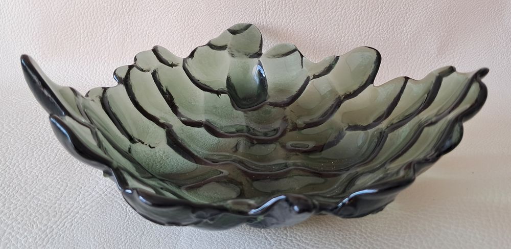 coupe coupelle vide poche en verre press&eacute; couleur vert gris Décoration