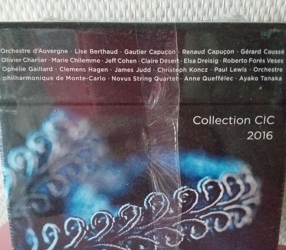 coffret CD Musique classique - collection CIC 2016, neuf et emball&eacute; CD et vinyles