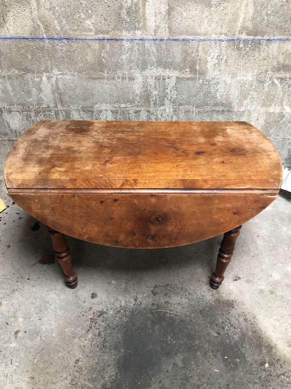Table ronde en bois Meubles