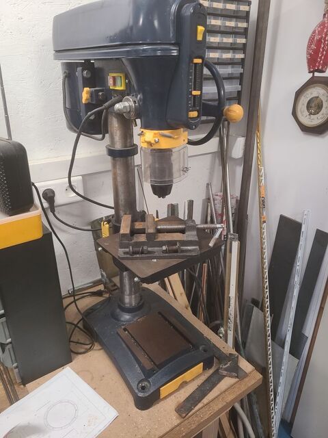 Perceuse sur colonne 50 Kerlaz (29)