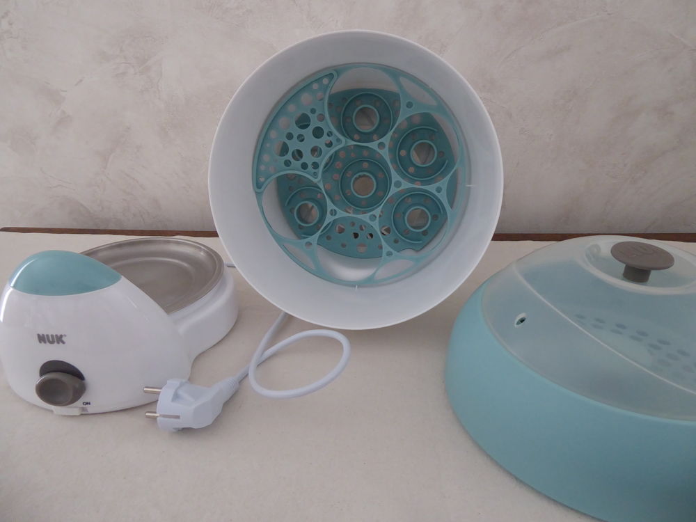 St&eacute;rilisateur biberons &agrave; vapeur, &eacute;lectrique. Puriculture